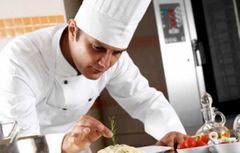 Reporta al Chef ejecutivo y Sous chef

Funciones principales

-Encargado de elaborar platillos en la línea
-Manejar correctamente los alimentos
-Manejar el sistema PEPS

-