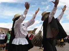 Canto vocal con musicalización, danza de torbellino y género musical colombiano propios de la Región Andina de Colombia.