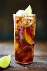 DIRECTO
CUBA LIBRE

//Vaso collins//

Ron Oscuro 45ml
Zumo De limon 30ml
Cocacola completar