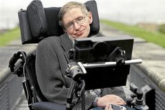 ¿Dónde nació Stephen Hawking?