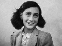 DIARIO DE ANA FRANK

Annelies Marie Frank