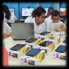 Dato curioso sobre los CRA de Costa Rica: 
Sistema Educativo costarricense cuenta con 854  bibliotecas escolares, esto convierte al país en uno de los pocos  que ofrecen en los centros educativos.