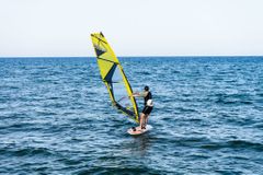 hacer windsurf