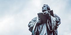 Martin Lutero y Juan Calvino - Argumento