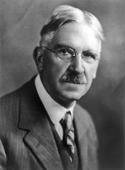 John Dewey

1859 - 1952