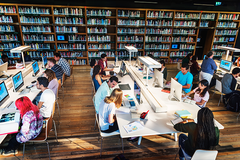 Información actual de los CRA en Estados Unidos.
las bibliotecas universitarias han cambiado considerablemente y es debido a la implementación de las Tecnologías de la Información y Comunicación (TIC), estas han permitido a las bibliotecas me...