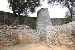 #167


Conical tower and Circular Wall of Great Zimbabwe 


Southeastern Zimbabwe


Shona Peoples 


1000 - 1400 C.E.


_____________________


Content: 


 


 