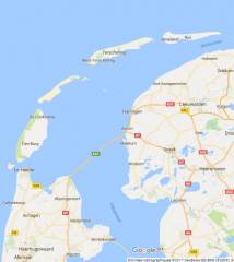 Welke dam sluit het IJsselmeer af van de Waddenzee?  