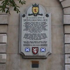 Who was William Wallace to whom there is a plaque in Smithfield ?
