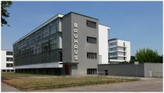 "Dessau Bauhaus"