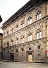 #70


Palazzo Rucellai


Florence, Italy


Architect: Leon Battista Alberti 


1450 C.E.