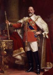 King Edward VII [1901-1910]

Was the leader of the fashionable elite.

Rose awareness of the poverty class.