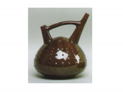 Sea Urchin Vessel


Glazed earthenware, for Linthorpe Pottery