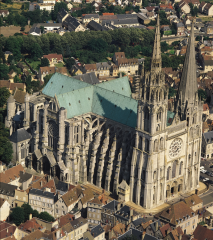 4  Aerial view of Chartres Cathedral (from the northwest), Chartres, France, begun 1134; rebuilt after 1194