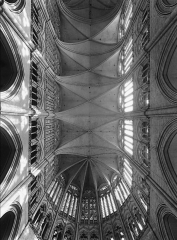 Robert de Luzarches, Thomas de Cormont, and Renaud de Cormont, vaults, clerestory, and triforium of the choir of Amiens Cathedral, Amiens, France, begun 1220.