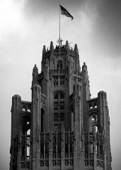 Tribune Tower
1922
Chicago 
Hood and Howell
Corporate Modernism (Gothic influence)
design competition winner,  ornate 