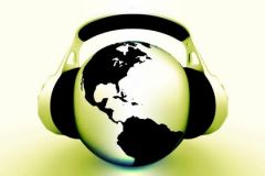 El término podcast surge como el portmanteau de las palabras iPod y broadcast (transmisión)[1]
El origen del podcasting se sitúa alrededor del 13 de agosto de 2004, cuando Adam Curry usó una especificación del formato RSS, de Dave Winer, para...