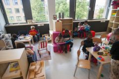 Información Actual de los CRA Costa Rica.

El Ministerio de Educación  Pública (MEP) transforma la bibliotecas escolares en Centros  de Recursos para el aprendizaje.

243 Bibliotecas de escuelas o colegios en todo el país ya fueron transformad...