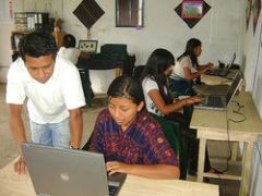 Información Actual de los CRA en Guatemala.

Los Centro de Recurso para el Aprendizaje CRA es un tema muy
interesante de conocer en los diferentes países mencionados, sin embargo, en nuestro país los CRA están ausentes y es debido a diferentes...