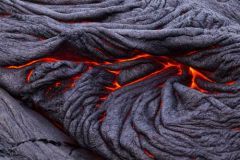
low viscosity mafic lava, forms rope-like/smooth structures