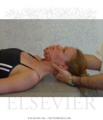 supine


hold pt under chin and occiput and flex neck whiled distraction force of about 14 pounds applied


(+) = decr in symptoms in neck (facet condition) or decr in UE pain (indicating nerve root compression)