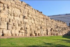 When and why was the Servian Wall built?


 