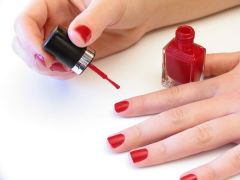 Is painting your nails a chemical or physical change?