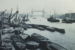 What was the LONDON DOCKLANDS like 100 years ago? (5)