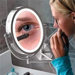 magnifying mirror