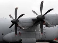 propeller (n, /propeller/)