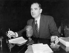 What Communist persecution was carried out in the US by Senator McCarthy and the House Un-American Activities Committee?