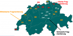 Studie: Adrian Vatter (2003). Legislative Party Fragmentation in Swiss Cantons: A Function of Cleavage Structures or Electoral Institutions?, in: Party Politics, 9(4): 445-463.
