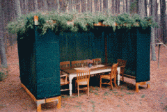 a temporary dwelling used during Sukkot