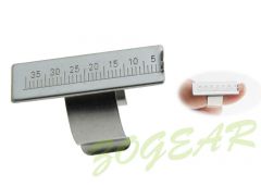 Millimeter finger ruler