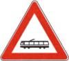 Il segnale raffigurato preannuncia un eventuale transito di filobus