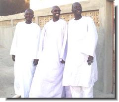 a long white garment worn in Africa [n -s]