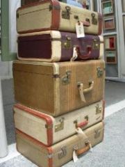 http://ocio.uncomo.com/articulo/como-elegir-una-maleta-de-viaje-18463.html