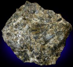 (Mg, Fe)2Si2O6
- 87/93 pyroxene cleavage
- bronze colour
