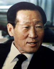 Chung Ju-Yung
 
 
Chung Ju-yung was a South Korean entrepreneur, businessman and the founder of all Hyundai Groups of South Korea