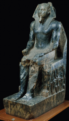 Khafre enthroned, from Gizeh, Egypt, Fourth Dynasty,
ca. 2520–2494 bce. Diorite, 5 6 high. Egyptian Museum, Cairo
