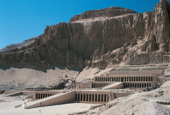 Mortuary temple of Hatshepsut (looking west with the Middle Kingdom mortuary temple of Mentuhotep II at left), Deir el-Bahri, Egypt, 18th
Dynasty, ca. 1473–1458 bce