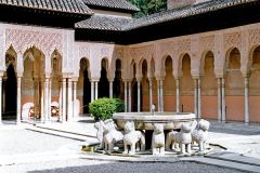 alhambra palace (court of the lions)
