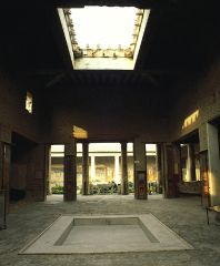 Formal Analysis 


House of Vettii


Imperial Roman / Pompeii, Italy 


Second century B.C.E. 


Rebuilt - 62–79 C.E.


 


Content


-devastated in an earthquake  (reconstructed)


-social/group dwelling (as well as private a...