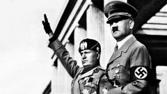 Mussolini and Hitler in        the World War ll.