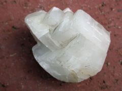 System: Hexagonal
Hardness: 3
Specific gravity: 2.71
Luster: vitreous or perly
Color: Colorless, white, pink, green, yellow
Cleavage: Perfect rhombohedral
Streak: white
Strong reaction with HCl
