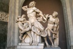 Formal Analysis: Laocoon (and his sons), Hellenistic Greek, 100 BCE, marble