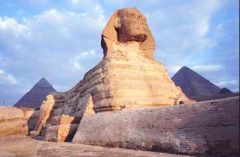 Gizeh, Egypt 
Dynasty IV 
2520-2494 BCE
Sandstone
65' high 240' long.