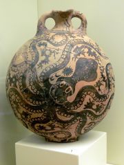 Octopus Vase
Minoan