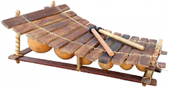 simple xylophone, wooden sticks, idiophone, Senegal.