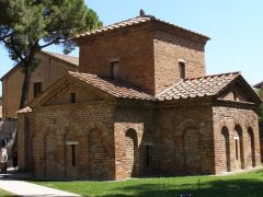 Mausoleum of Galla Placidia
Early Christian
Ravenna, Italy 
425